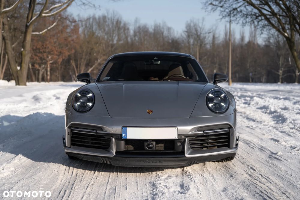 Porsche 911 Turbo S - 8