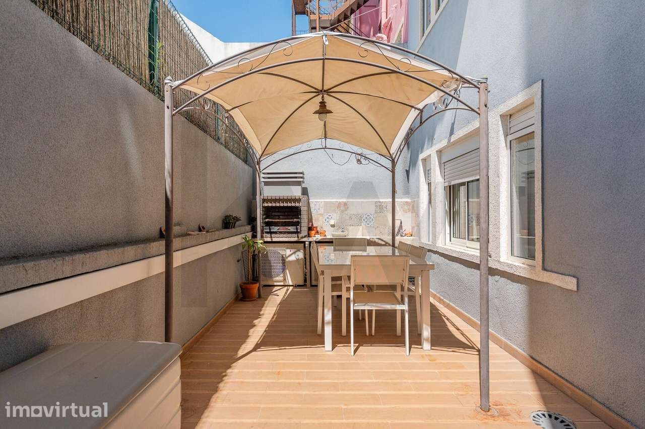 Apartamento T2 com terraço privativo em Campolide, Lisboa - Grande imagem: 2/22
