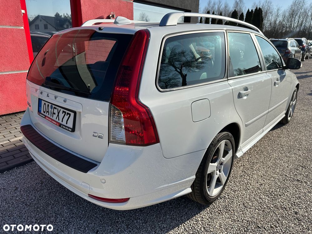Volvo V50 DPF D2 RDesign Pro Edition - 2
