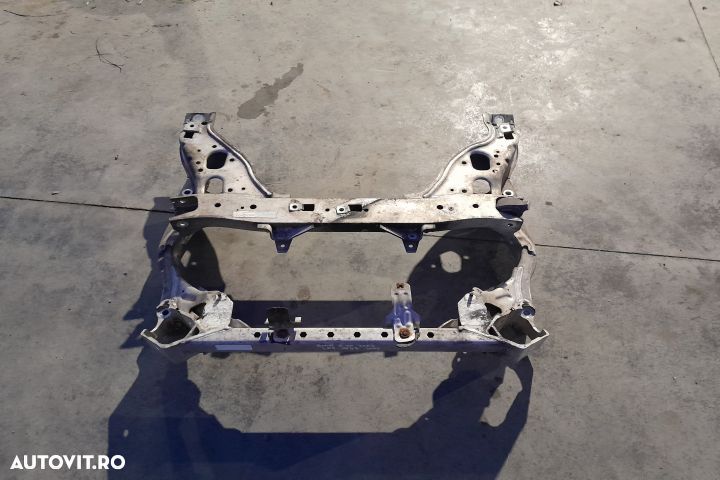 Punte fata BMW Seria 3 E90 [2004 - 2010] Sedan 318d MT (122 hp) - 1