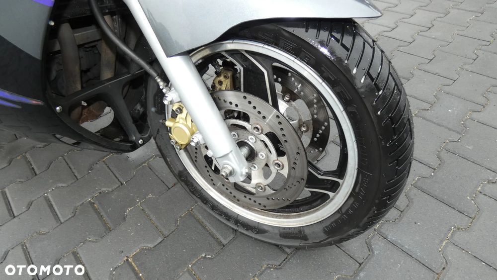 Suzuki GSX-F - Katana - 12