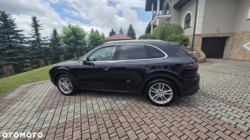 Porsche Cayenne Standard - 3