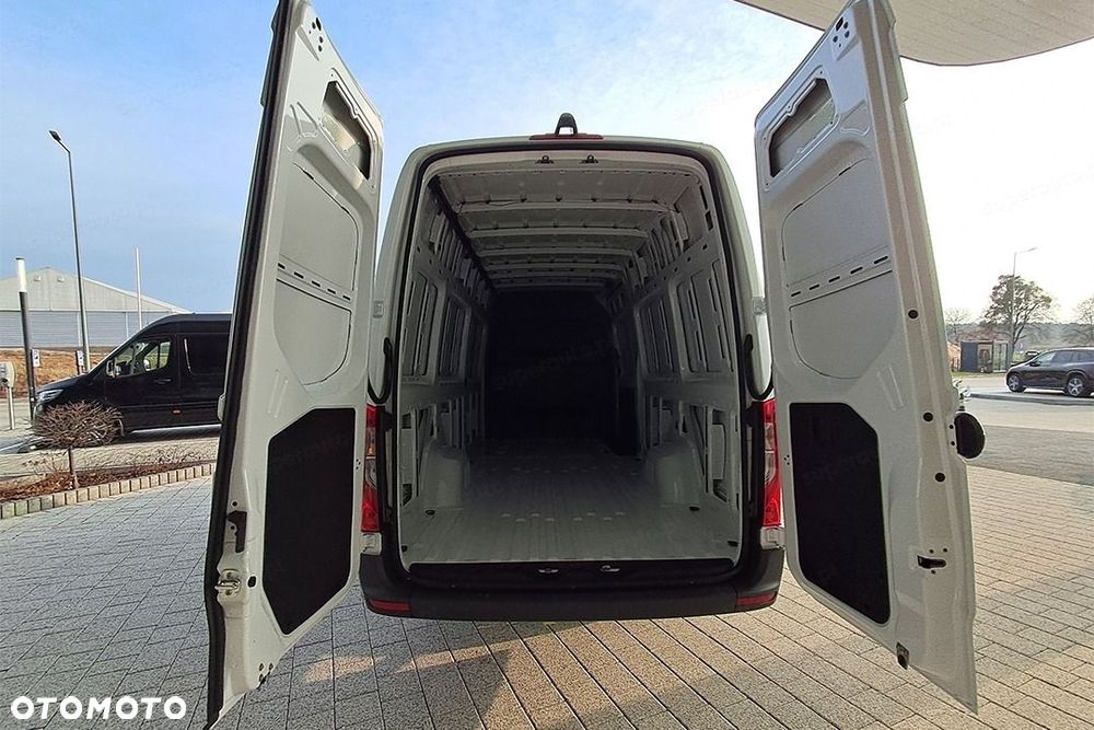 Mercedes-Benz Sprinter BASE Długi 317 CDI 9G-Tronic 2.0 170KM - 10