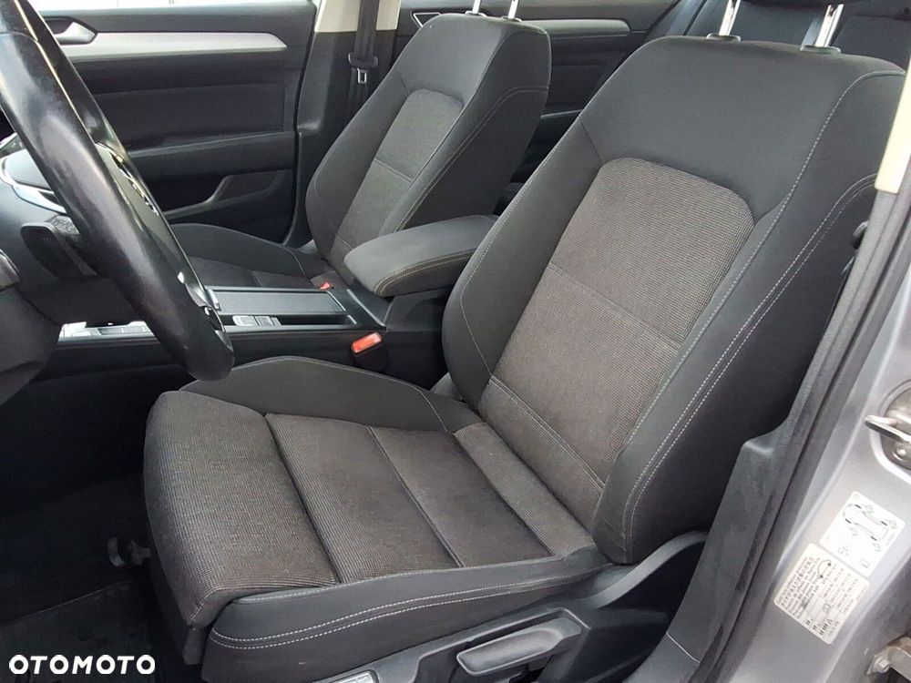 Volkswagen Passat 2.0 TDI BMT Comfortline DSG7 - 10