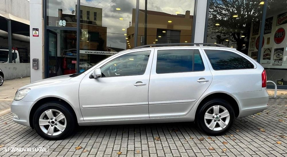 Skoda Octavia Break 2.0 TDI DPF 4x4 DSG Elegance - 2