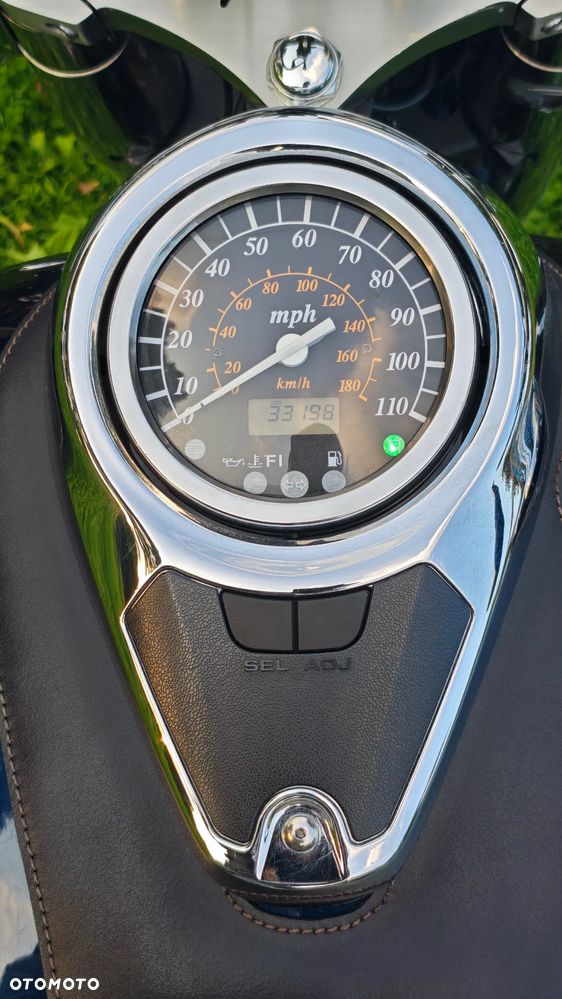 Suzuki VL 800 Volusia - Boulevard C50 - 5