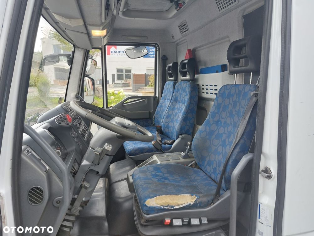 Iveco 75E18 - 11