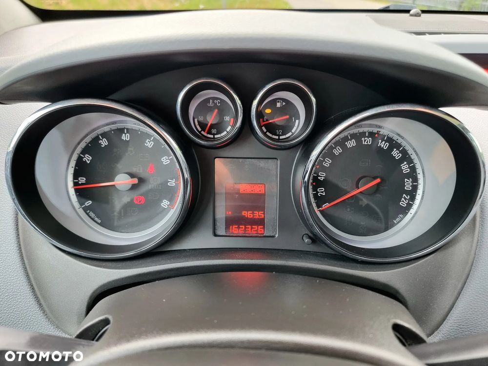 Opel Meriva 1.4 T Cosmo - 22