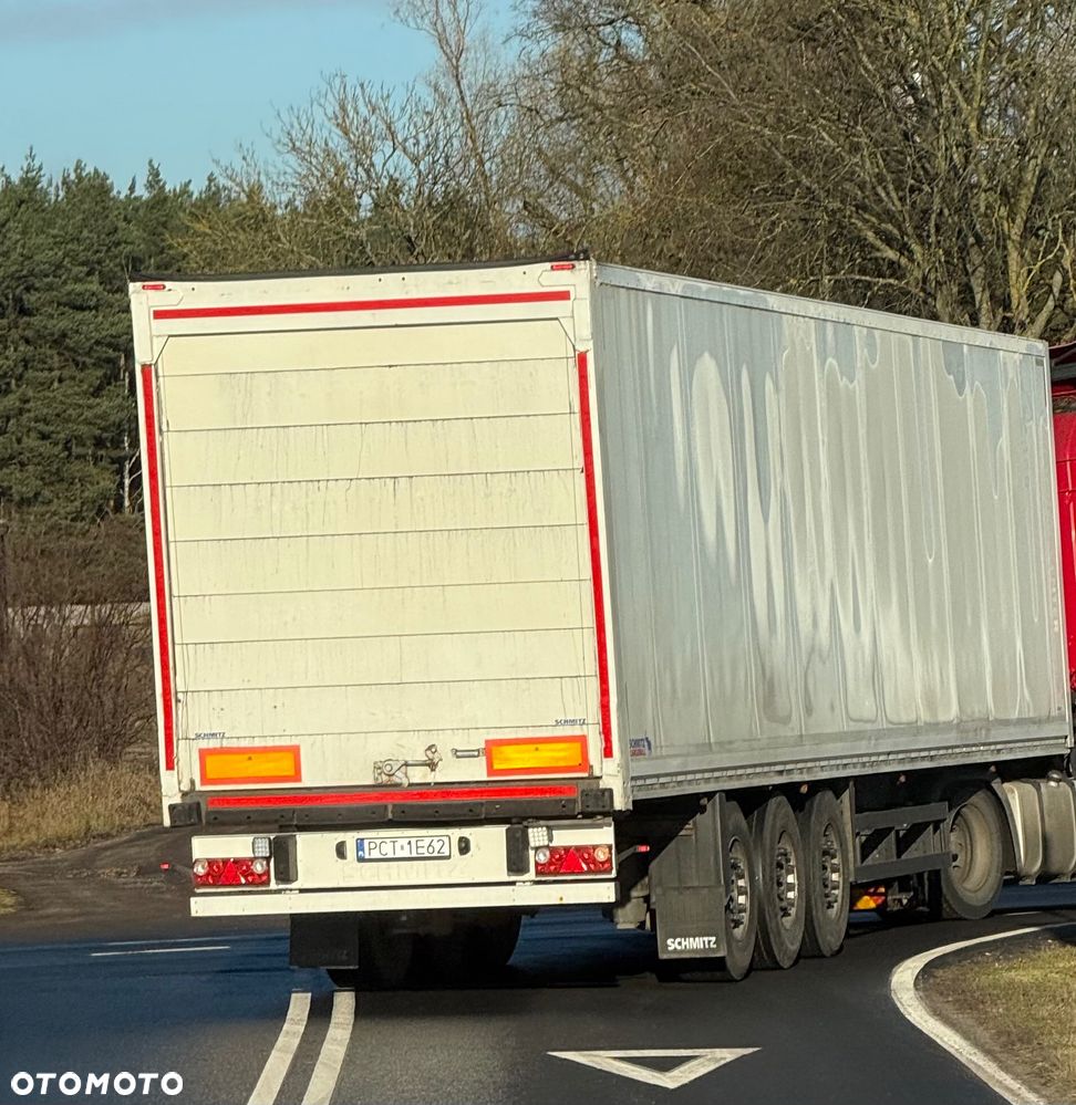 Schmitz Cargobull SKO 24 - 7