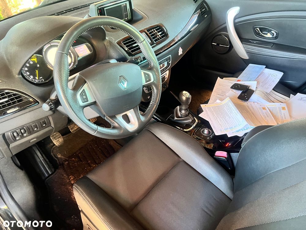 Renault Megane ENERGY TCe 115 Start & Stop Bose Edition - 38