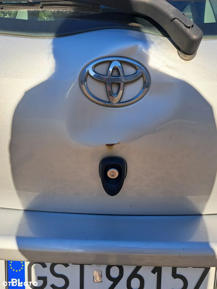 Toyota Yaris - 6
