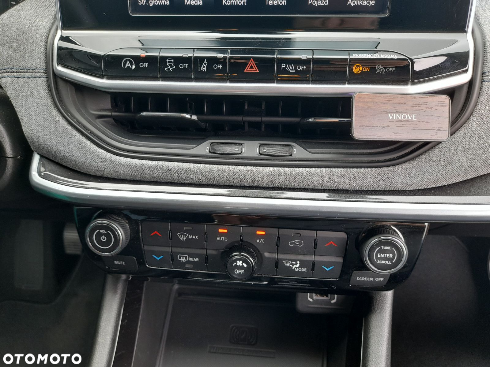 Jeep Compass - 27