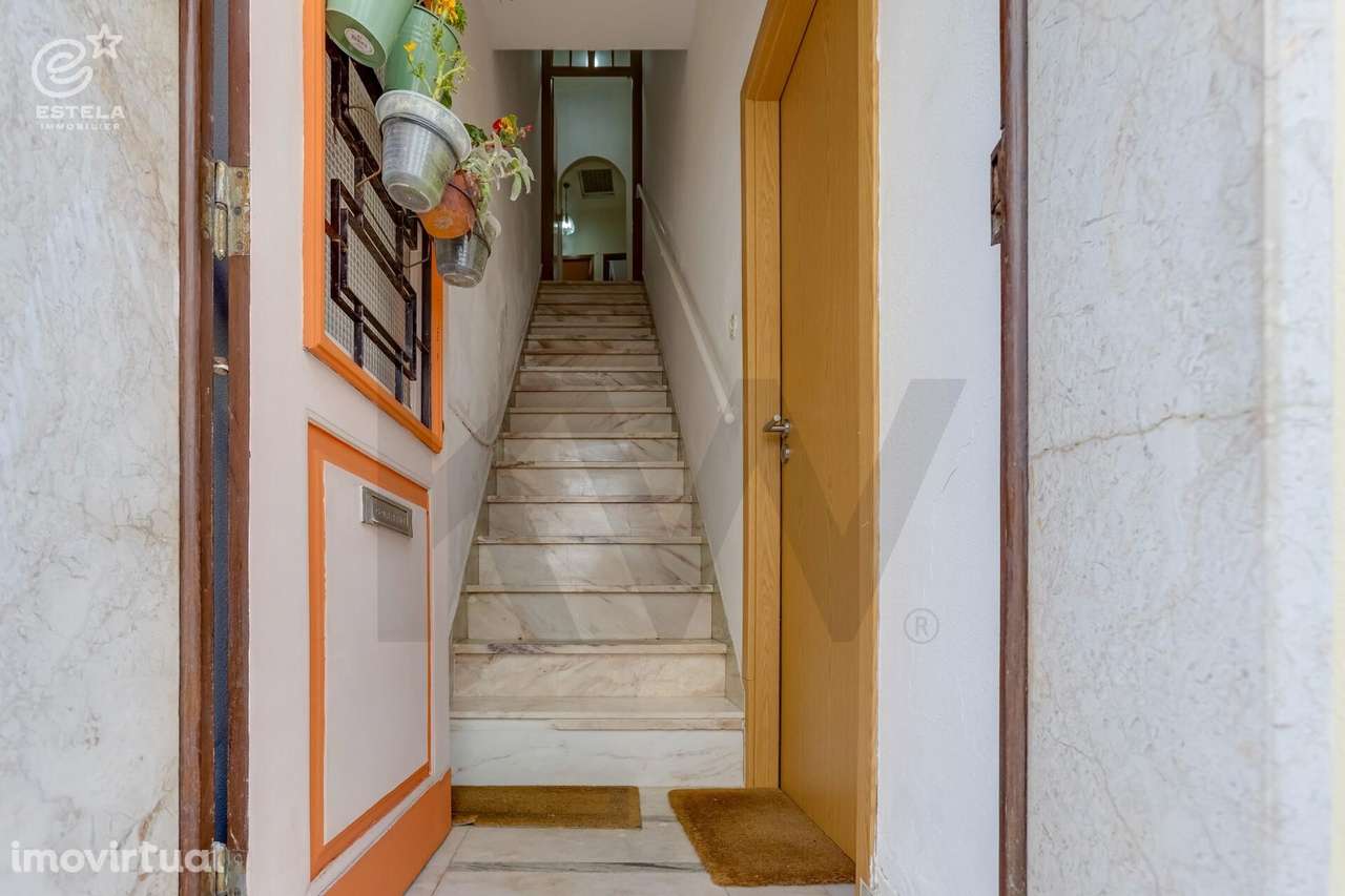Andar moradia T3 para reabilitação no Centro Histórico de Lagos - Grande imagem: 4/33