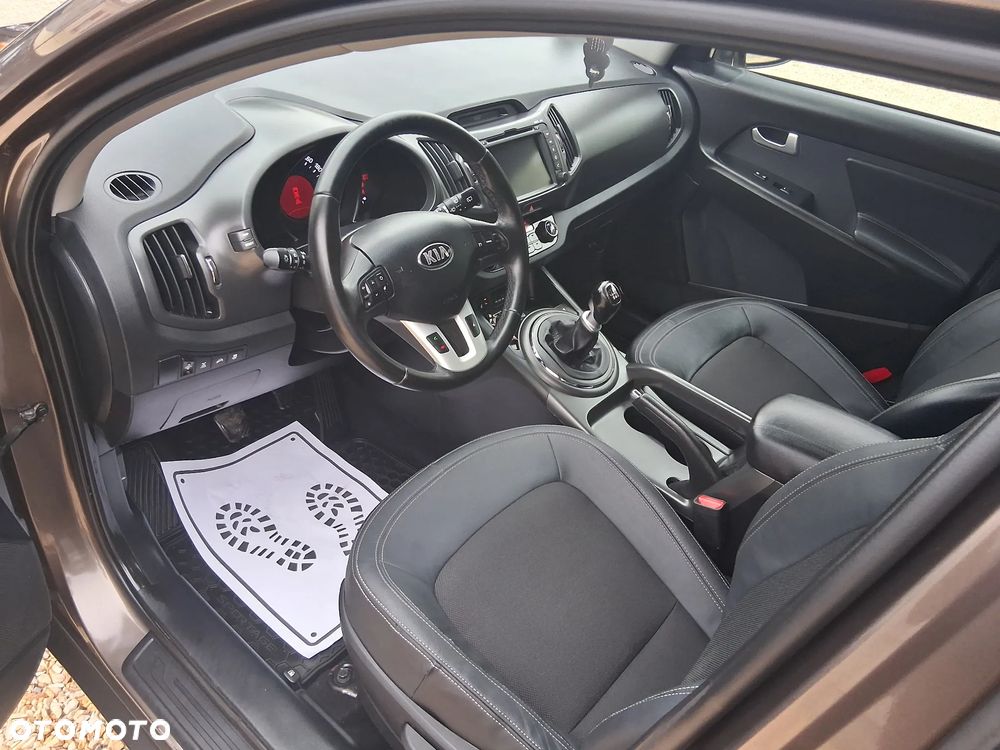Kia Sportage - 13