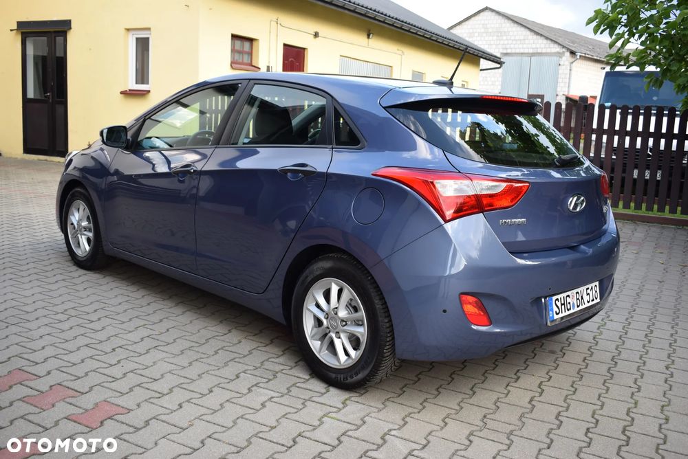 Hyundai i30 1.4 Intro Edition - 5