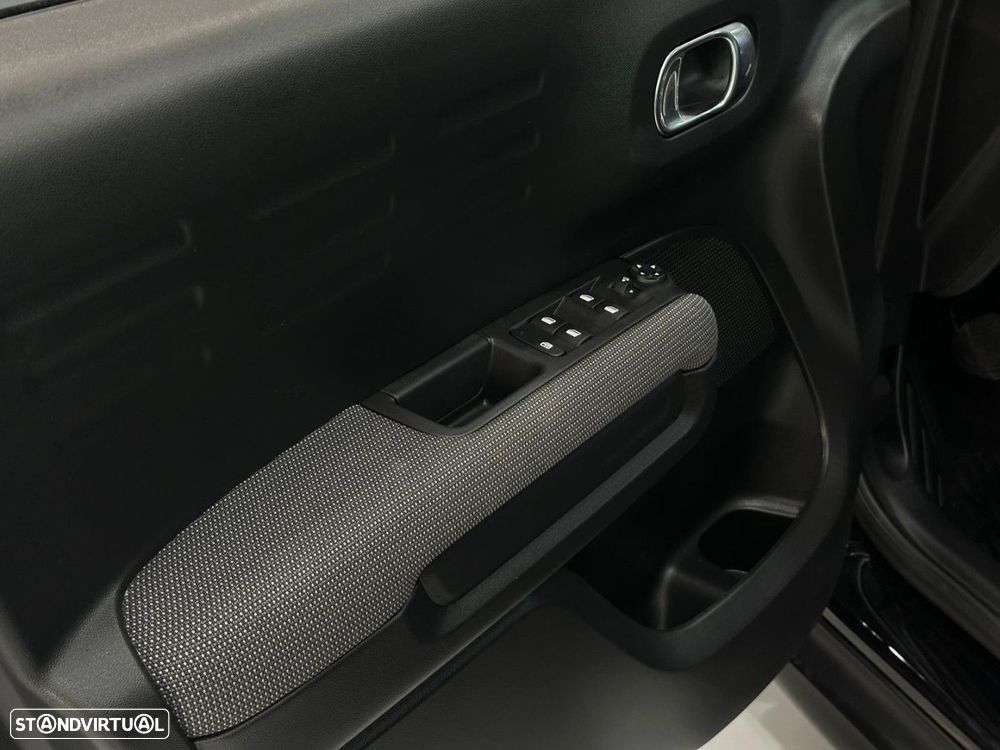 Citroën C3 Aircross 1.2 PureTech Shine Pack - 17