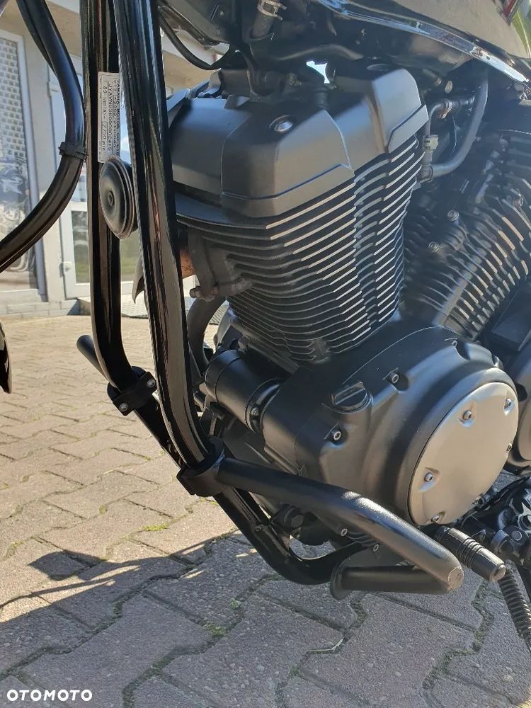 Yamaha XVS - 11