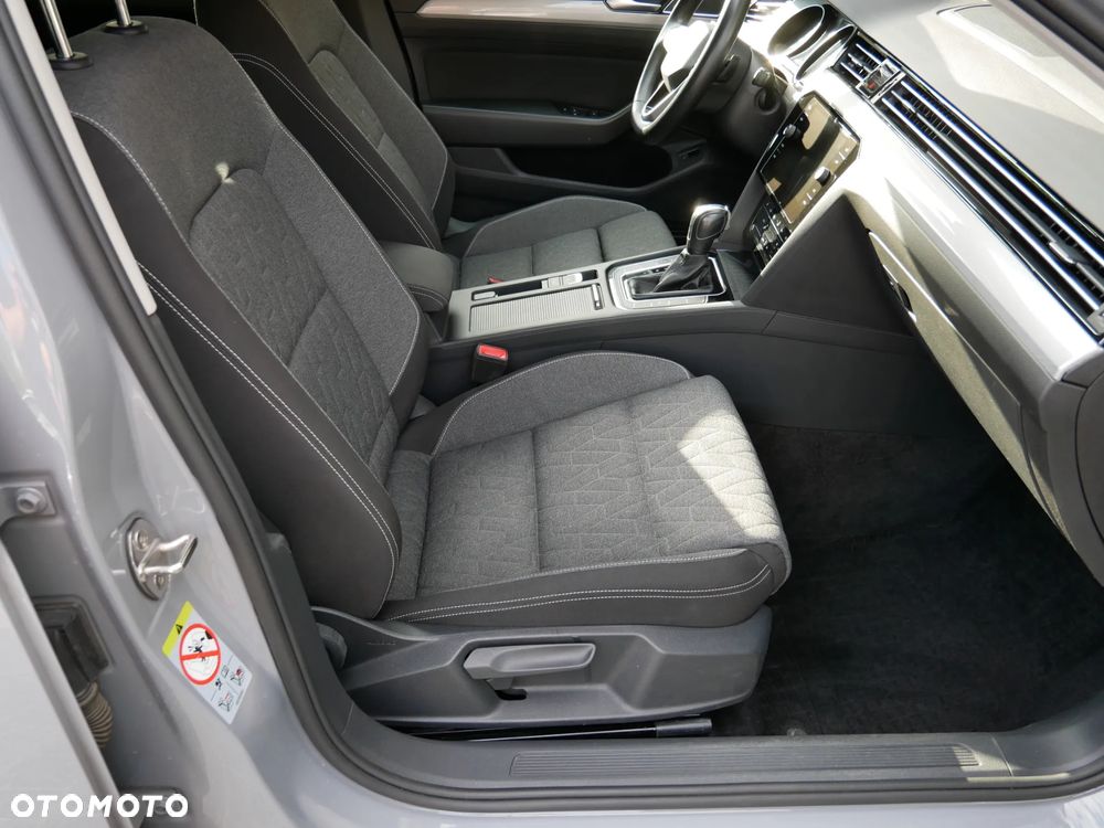 Volkswagen Passat 2.0 TDI EVO Business DSG - 15