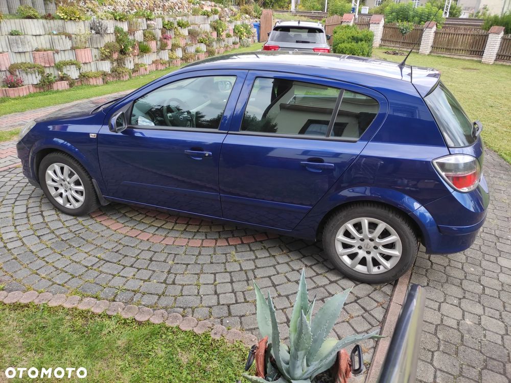 Opel Astra 1.6 - 16