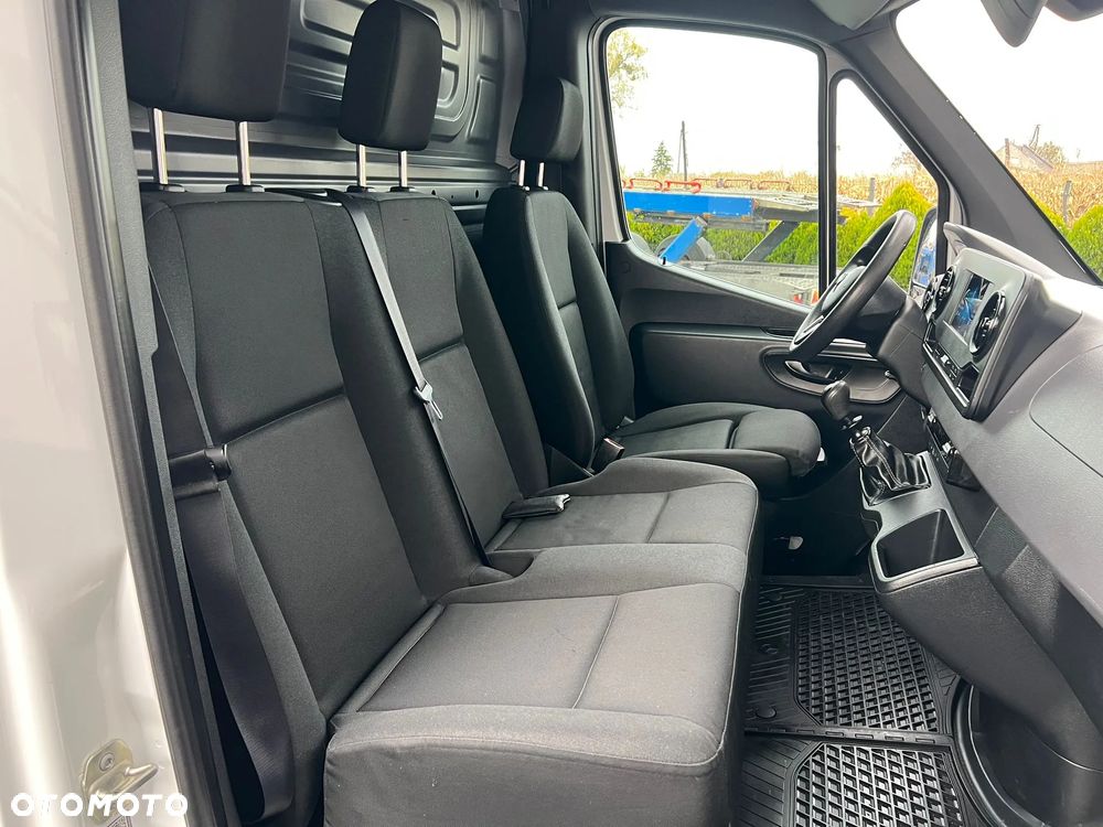 Mercedes-Benz SPRINTER - 9