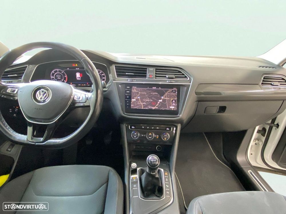VW Tiguan Allspace 2.0 TDI Highline - 10