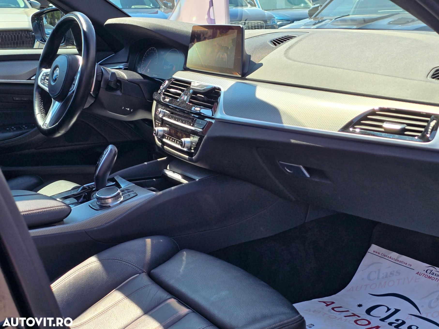 BMW Seria 5 520d xDrive AT - 13