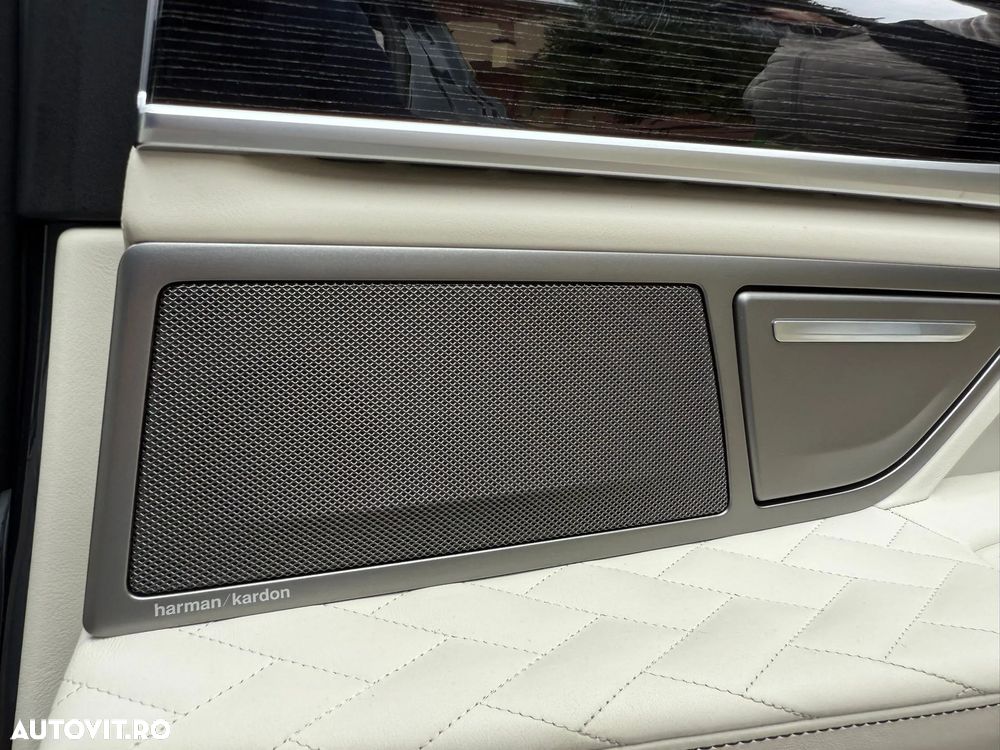 BMW Seria 7 730Ld xDrive - 31