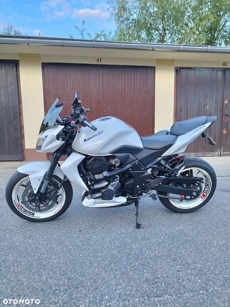 Kawasaki Z - 6