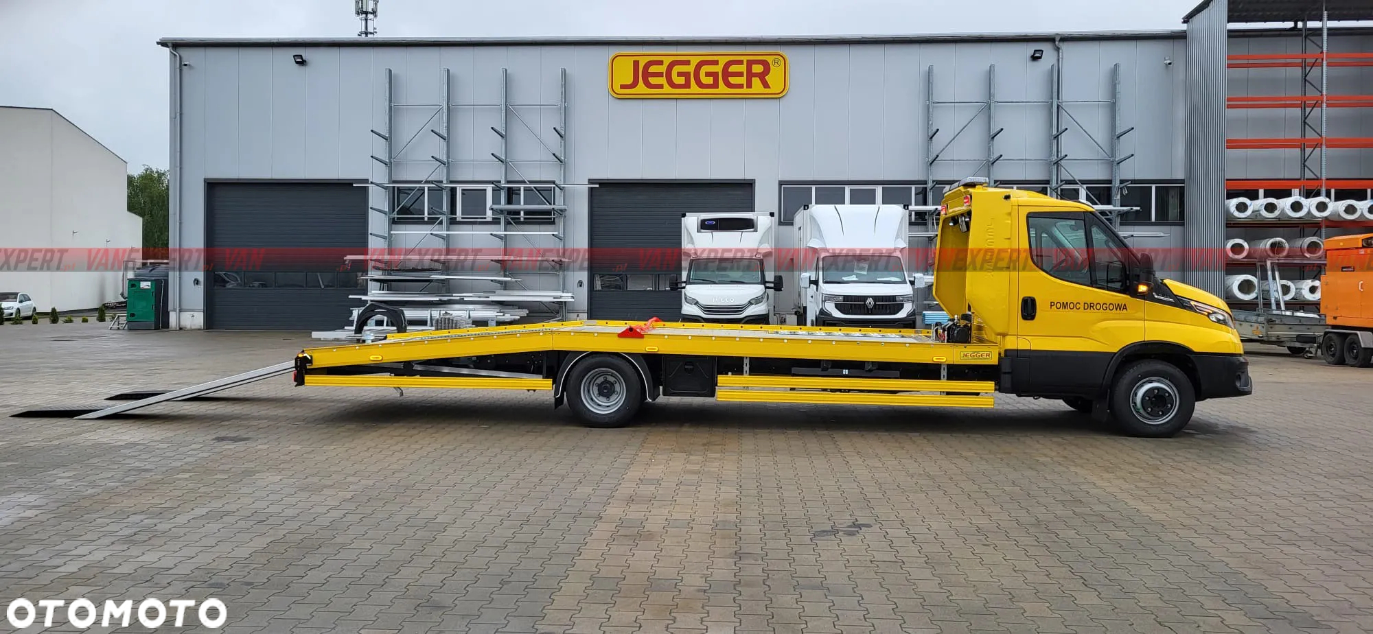 Iveco Daily 70C21H A8 P Laweta z zapadniami - 18