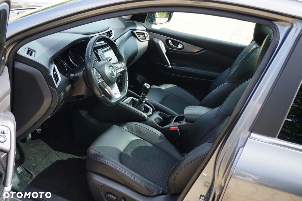 Nissan Qashqai 1.6 DIG-T Tekna - 21