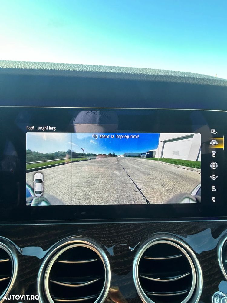 Mercedes-Benz E 300 4MATIC 9G-TRONIC AMG Line - 24