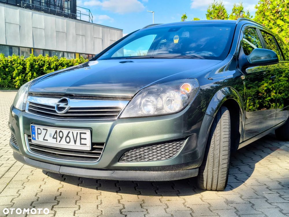 Opel Astra 1.6 Edition 111 Jahre - 13