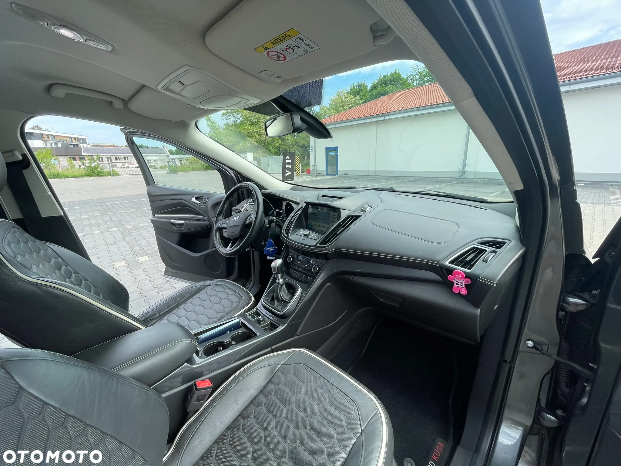 Ford Kuga 2.0 TDCi 2x4 Vignale - 25