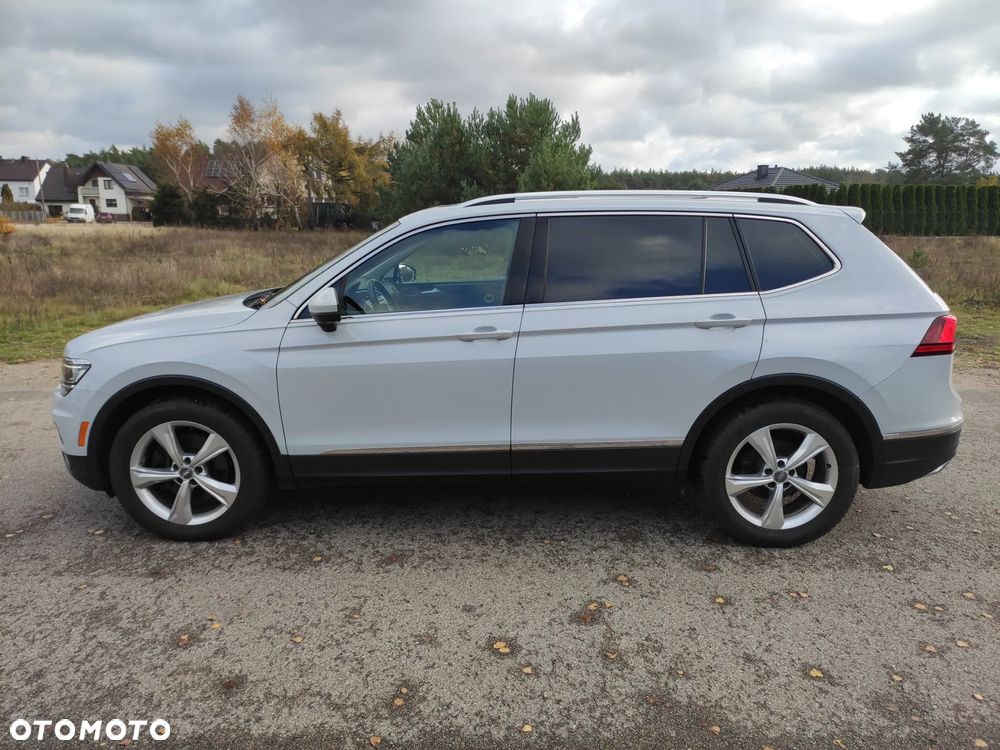 Volkswagen Tiguan Allspace 2.0 TSI 4Mot Highline DSG - 4