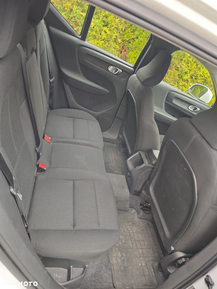 Volvo XC 40 T3 Momentum - 14