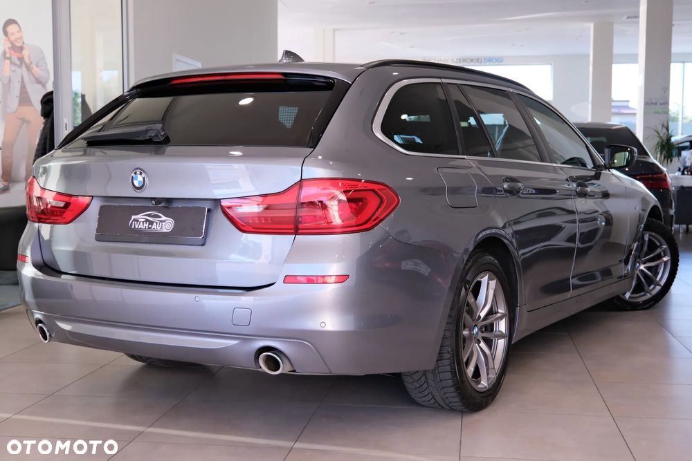 BMW Seria 5 520d Luxury Line sport - 18