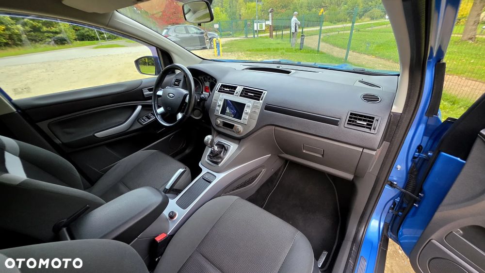 Ford Kuga - 39