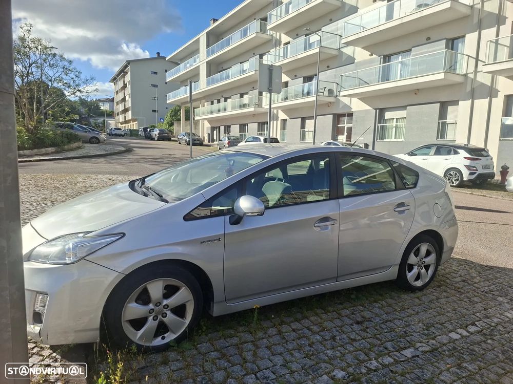 Toyota Prius 1.8 Premium+GPS - 5
