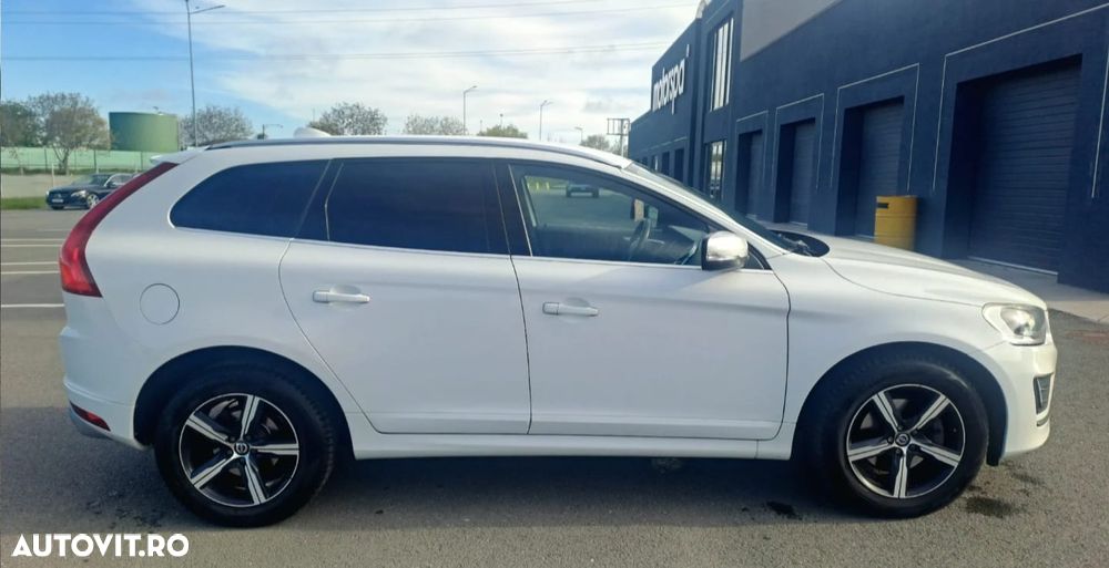 Volvo XC 60 - 4