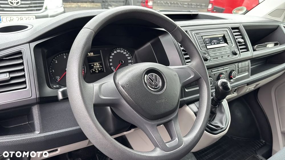 Volkswagen Transporter - 15