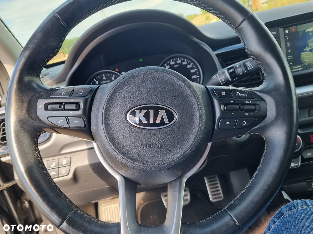 Kia Stonic - 16