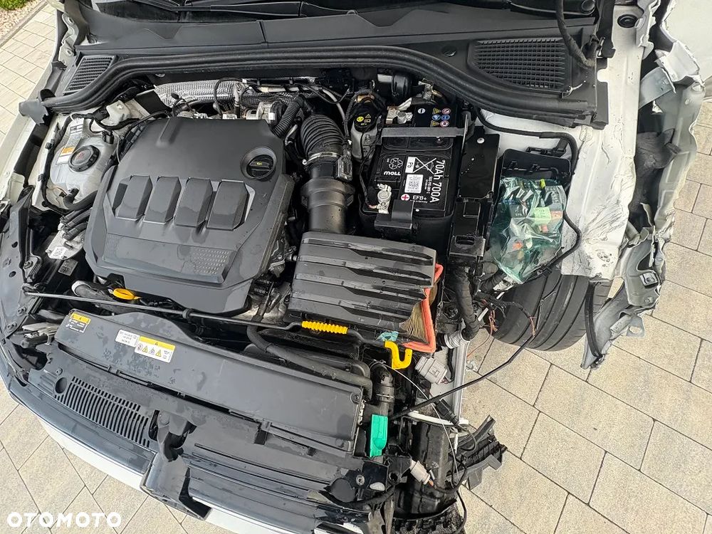 Volkswagen Golf VIII 2.0 TDI Life - 21