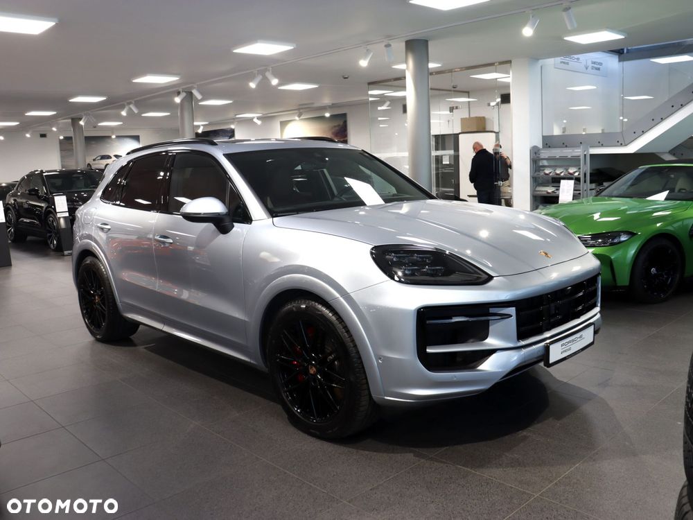 Porsche Cayenne S - 7