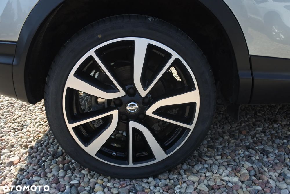 Nissan Qashqai 1.2 DIG-T Tekna EU6 - 37
