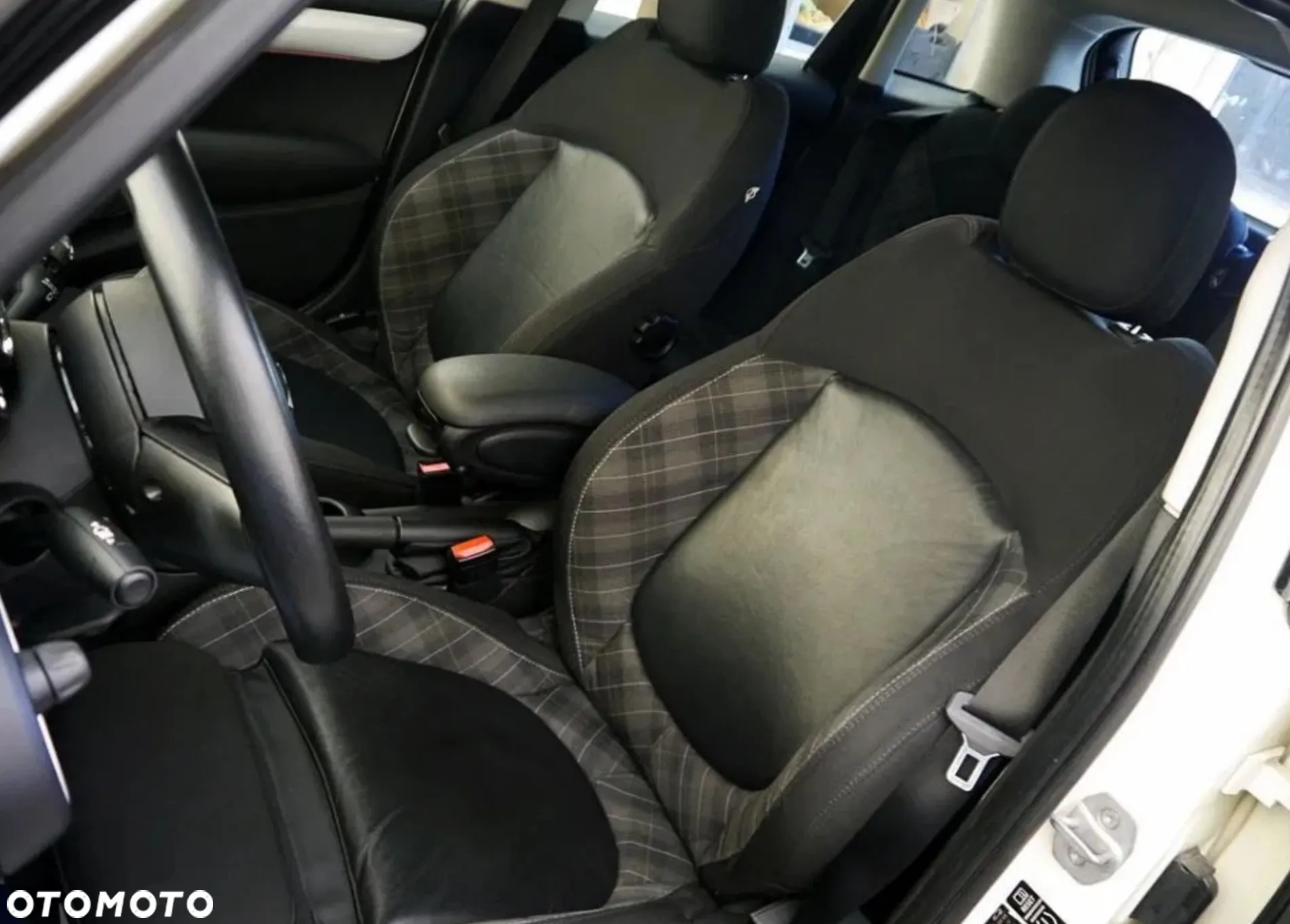 MINI Cooper - 15