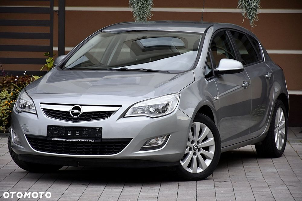 Opel Astra 1.6 Turbo Color Edition - 2