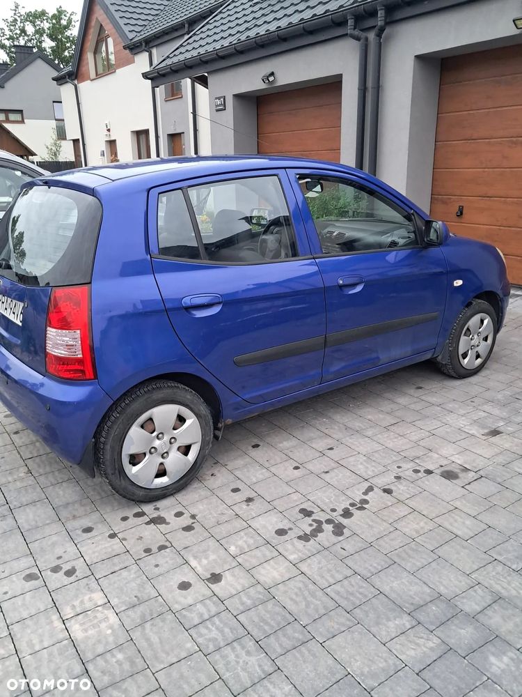 Kia Picanto 1.0 (air2 swo) / Family + - 9