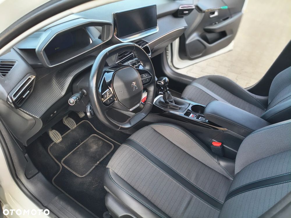 Peugeot 208 1.2 PureTech Allure S&S - 14