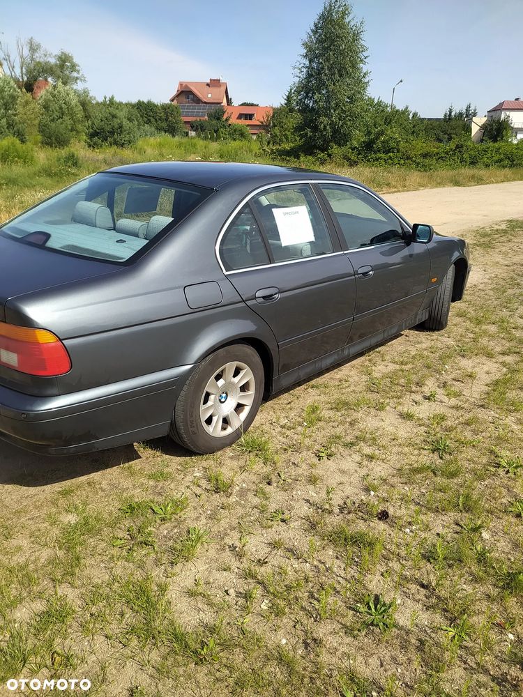 BMW Seria 5 - 11