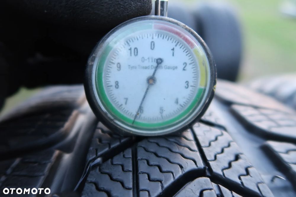 255/35r19 - 225/40r19 Pireli sottozero 3 RSC - 3